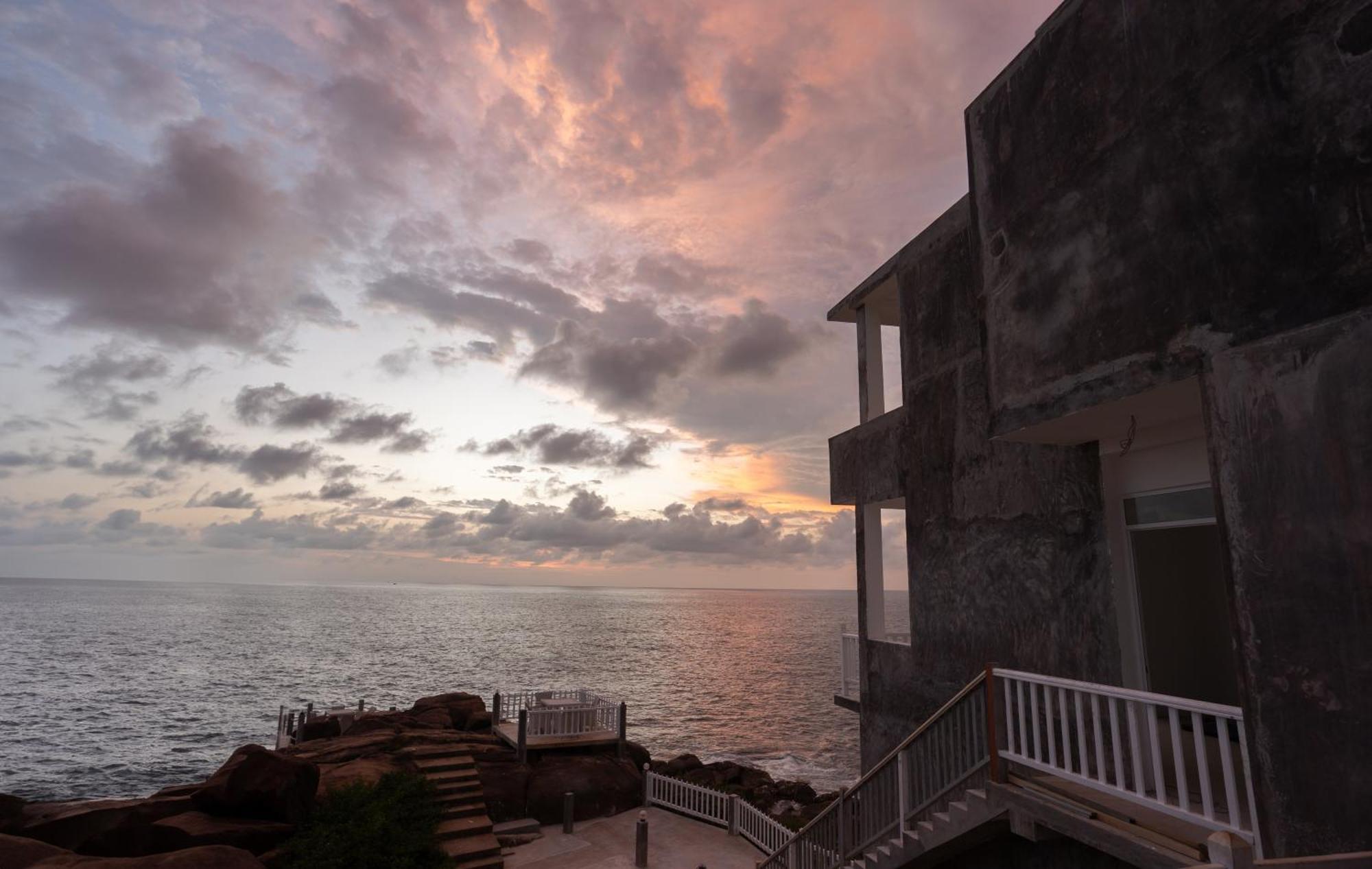 Hotel Zeilan Sunset Point Unawatuna Exterior foto