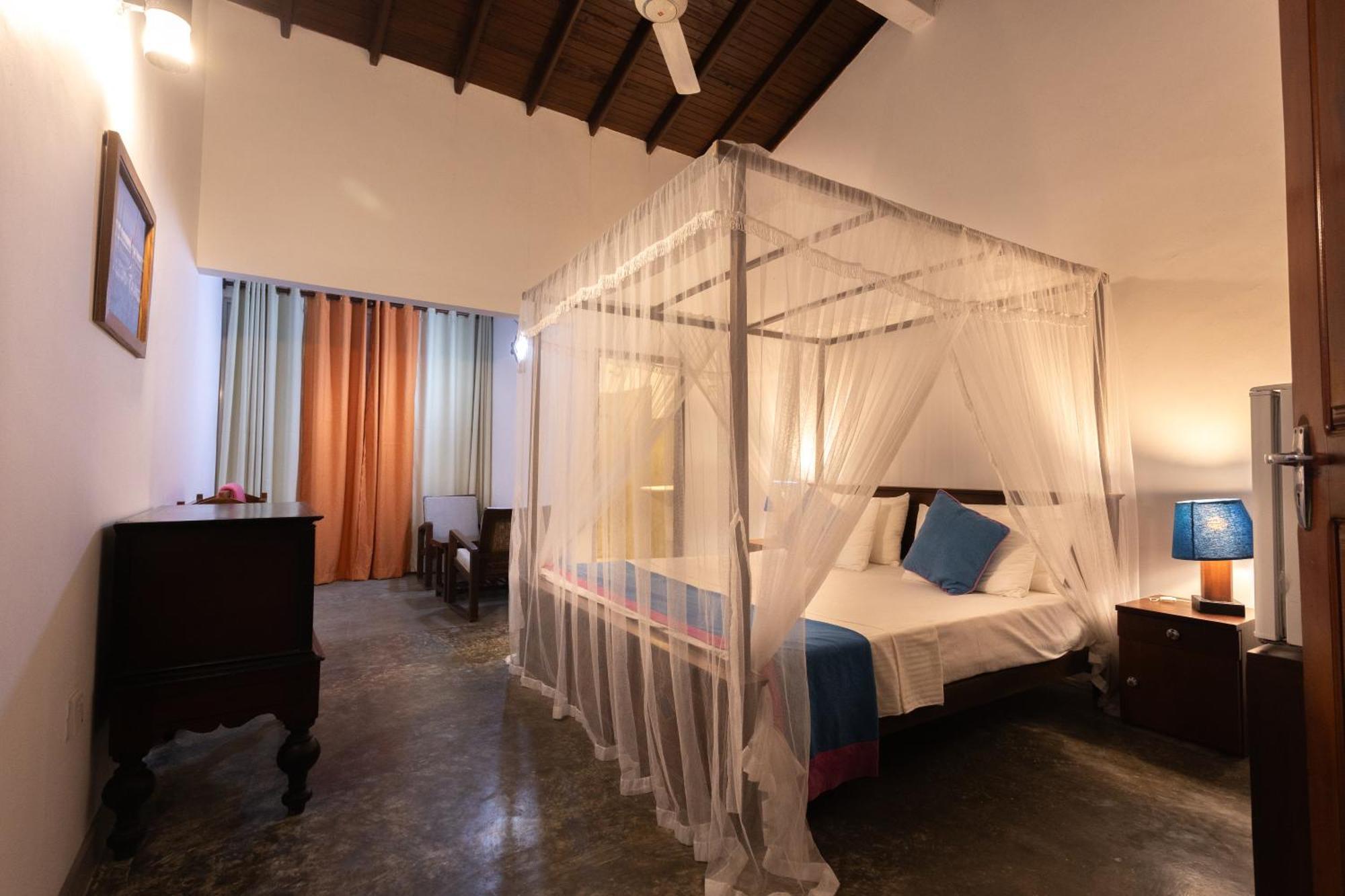 Hotel Zeilan Sunset Point Unawatuna Exterior foto