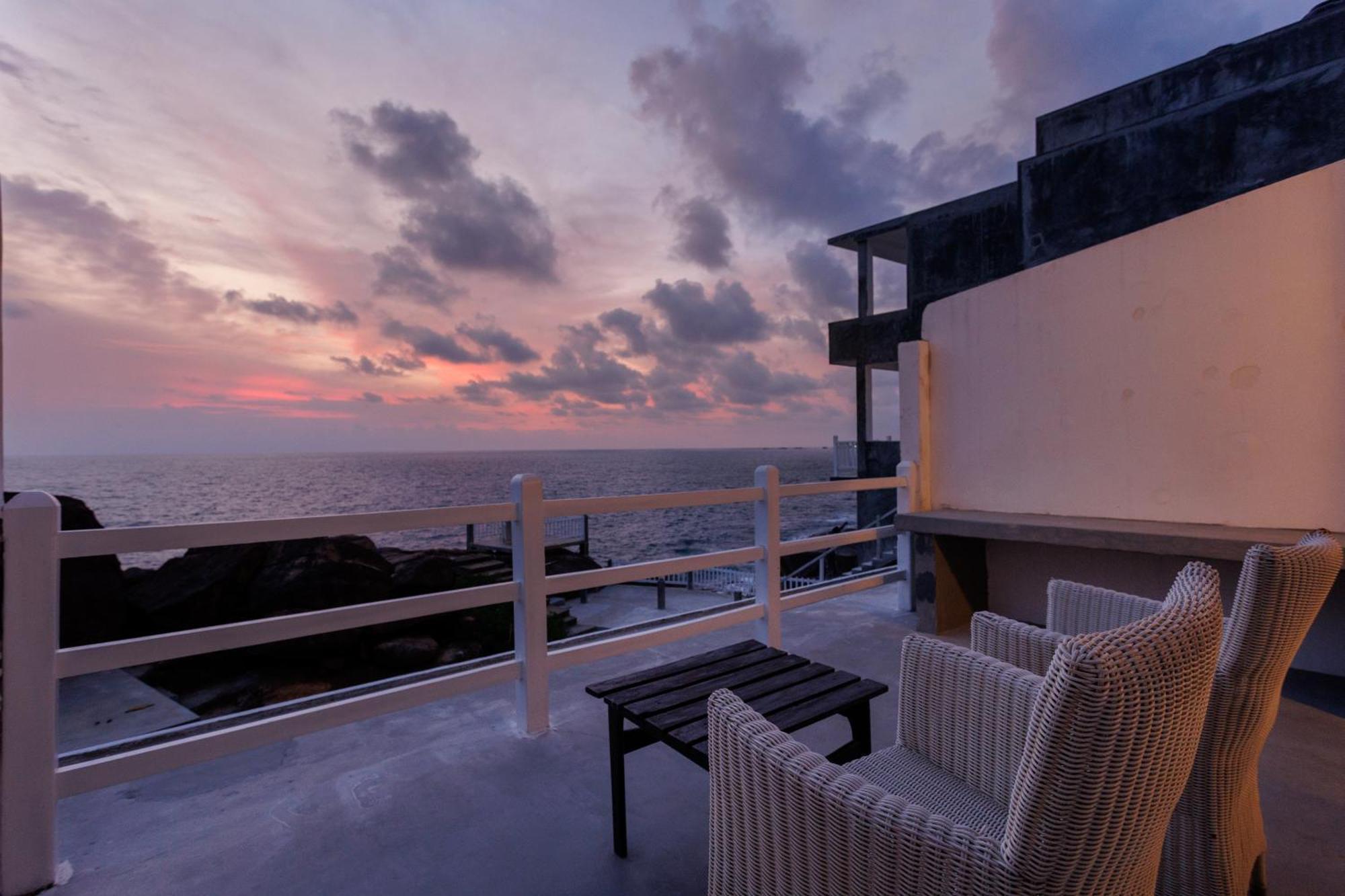 Hotel Zeilan Sunset Point Unawatuna Exterior foto