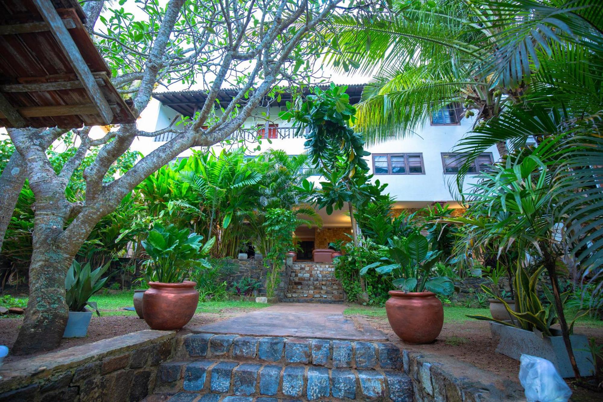 Hotel Zeilan Sunset Point Unawatuna Exterior foto