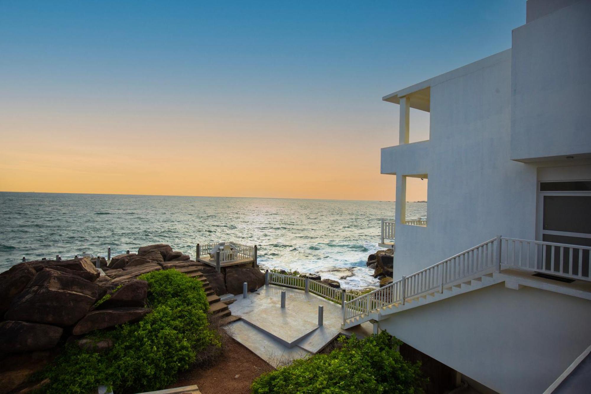 Hotel Zeilan Sunset Point Unawatuna Exterior foto