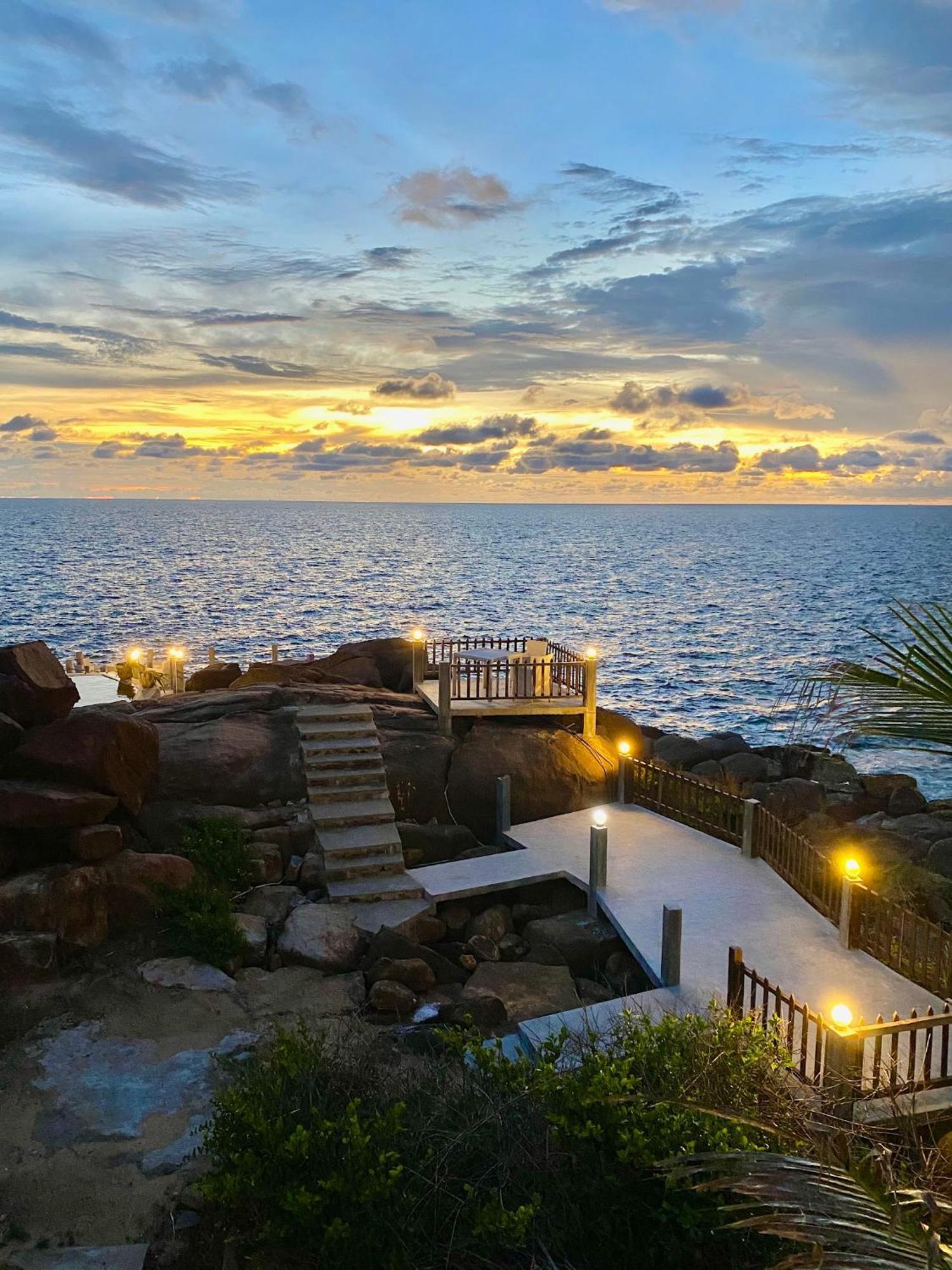 Hotel Zeilan Sunset Point Unawatuna Exterior foto